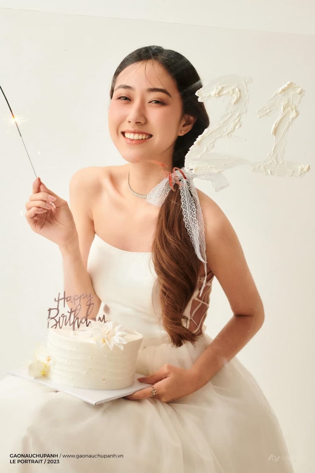 Sinh nhật trắng — Chân dung tại Gạo Nâu