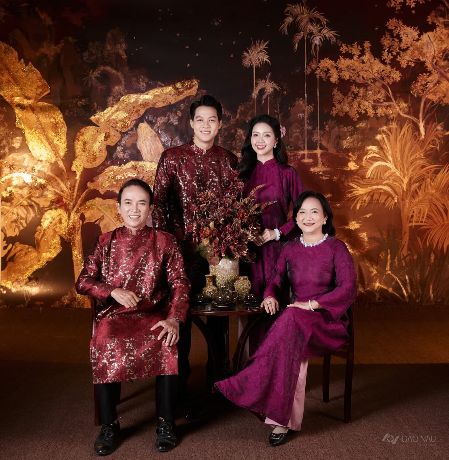 Gia Đình Tết Sơn Mài — Gia đình (góc 5)