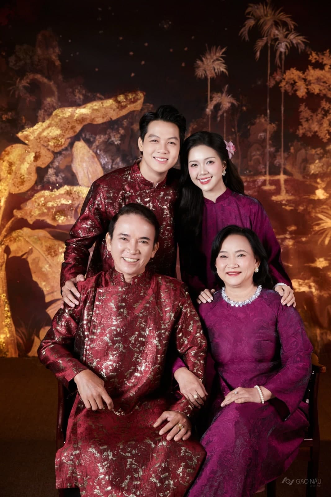 Gia Đình Tết Sơn Mài — Gia đình (góc 6)