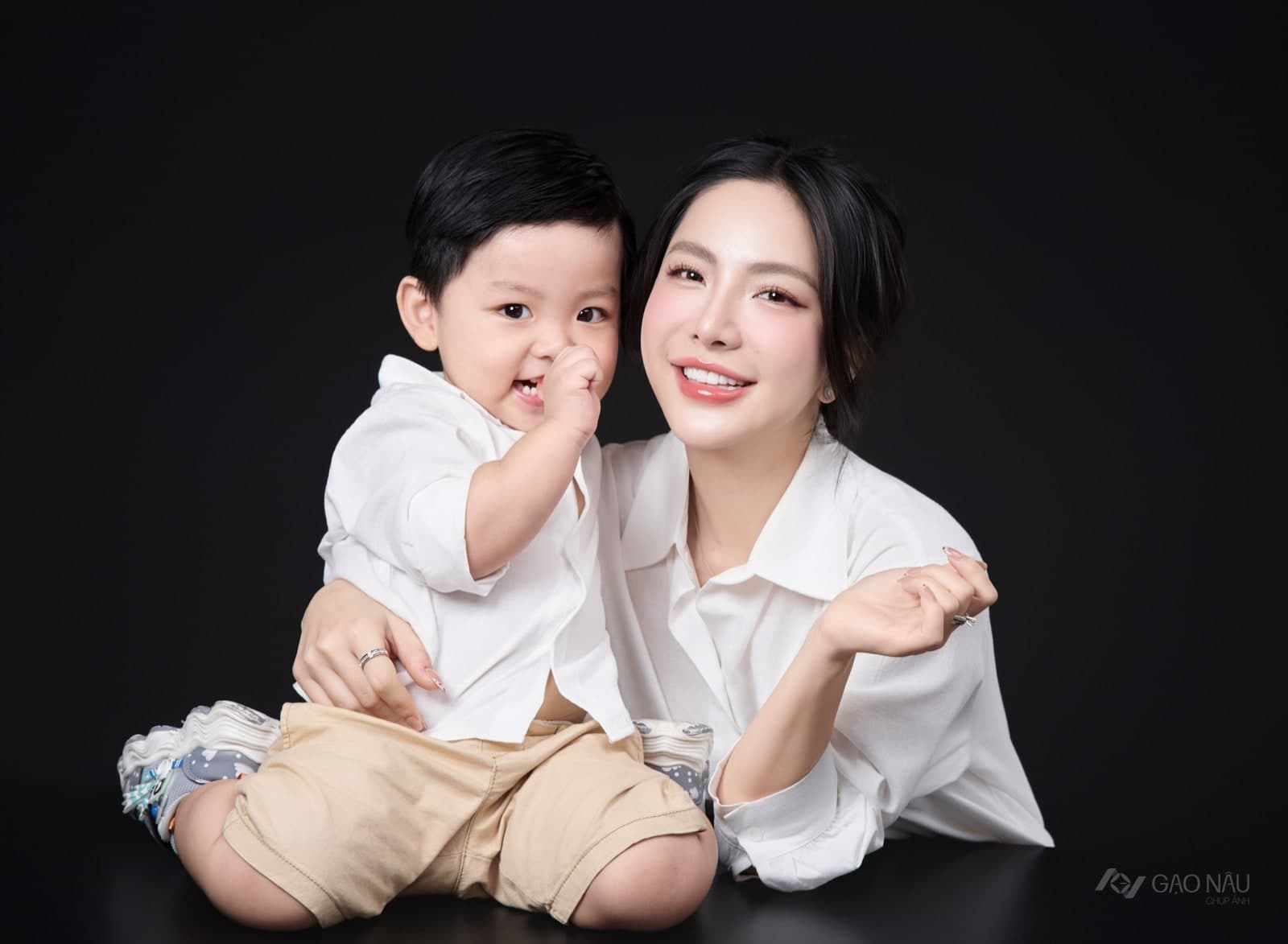 Couple Mẹ và Bé — Mẹ và con (góc 7)