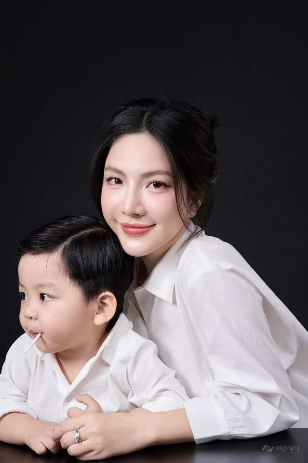 Couple Mẹ và Bé — Mẹ và con (góc 8)