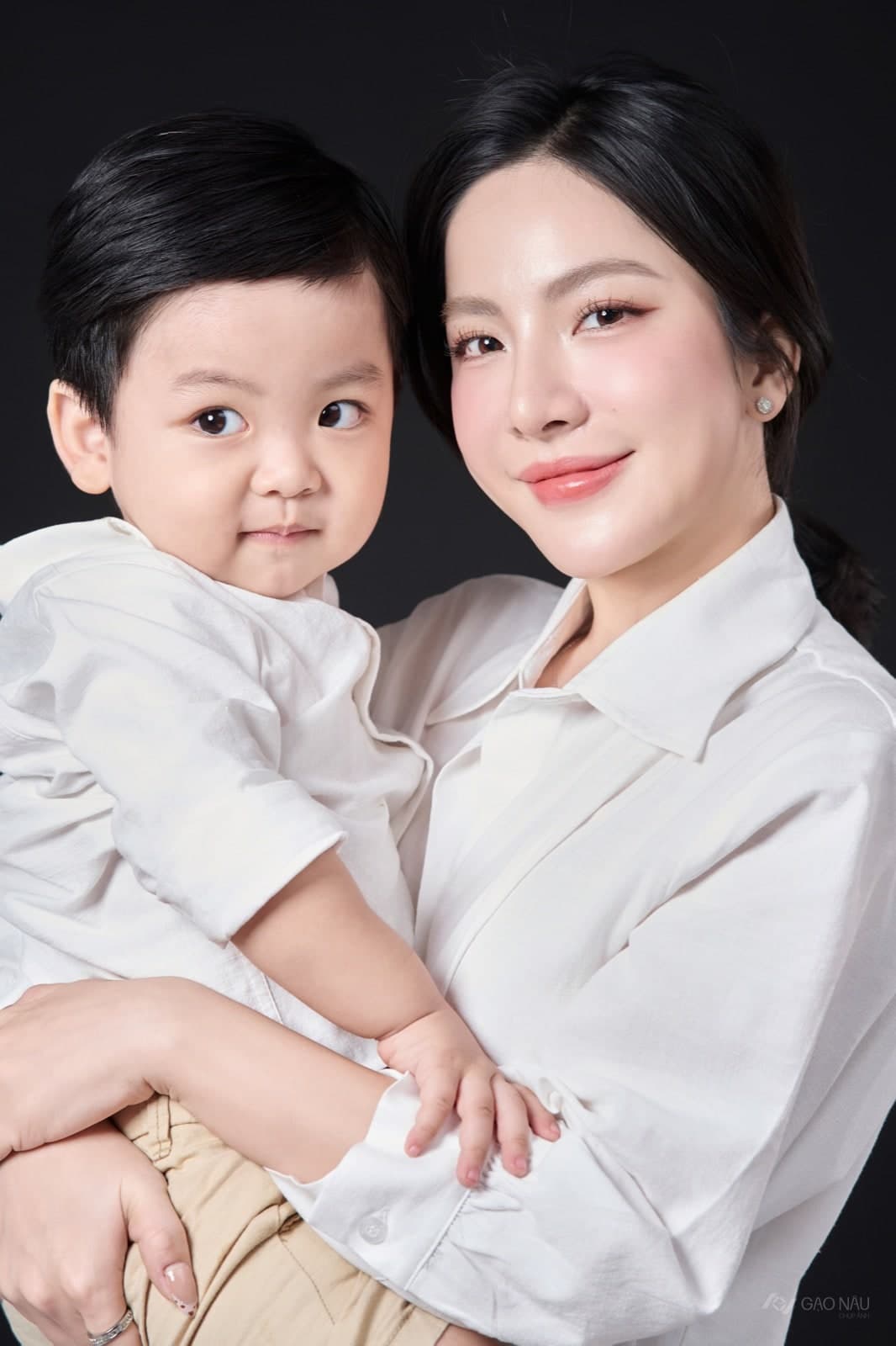 Couple Mẹ và Bé — Mẹ và con (góc 16)
