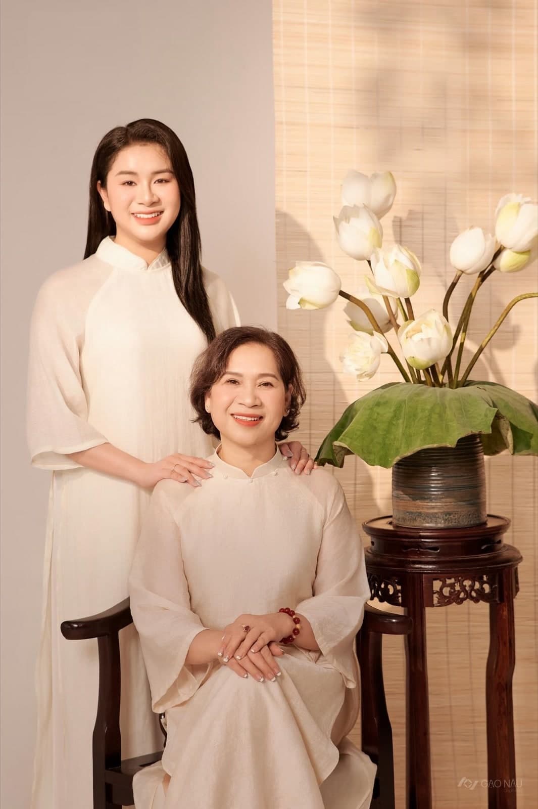 Couple Tiêu Thố — Mẹ và con
