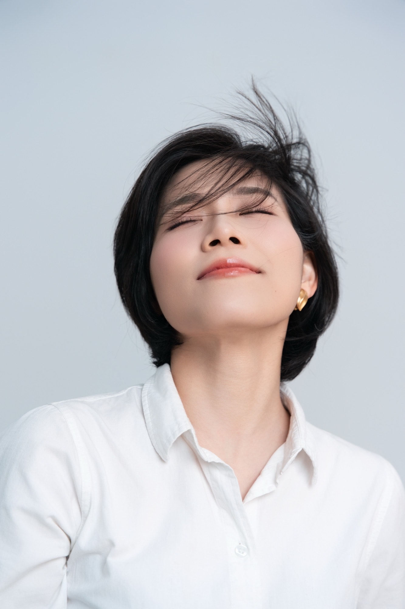 "Sống hết mình vì tự do" — Bộ chân dung KOC Tăng Ngọc Anh: Khi phụ nữ 20+ chọn không bị đóng khung — khung 2