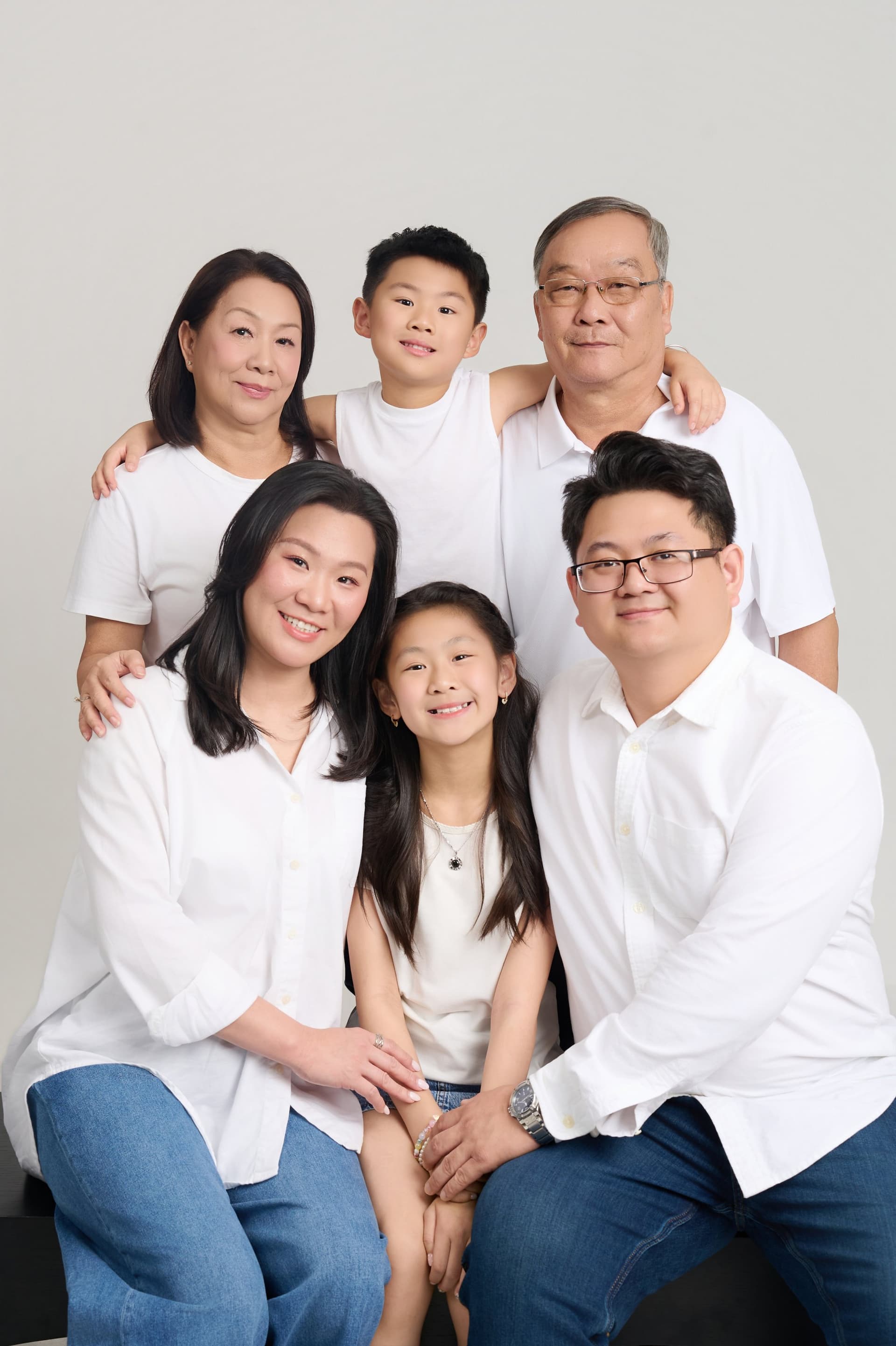 Bên kia là đại dương, bên này là ba mẹ