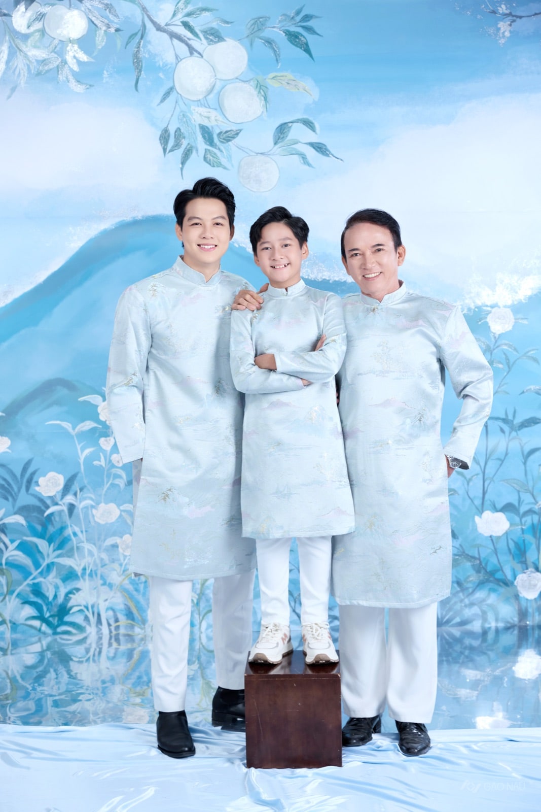 Gia Đình Tết Lụa Là — ảnh 32