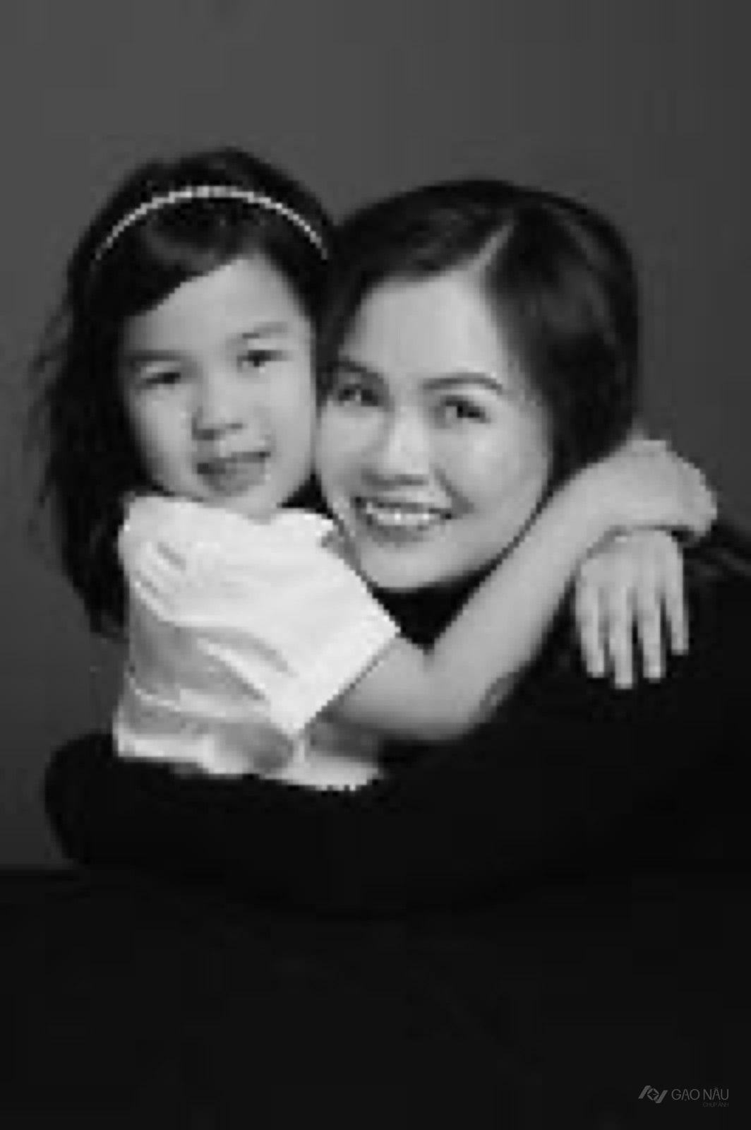 COUPLE MẸ BÉ CHÂN DUNG