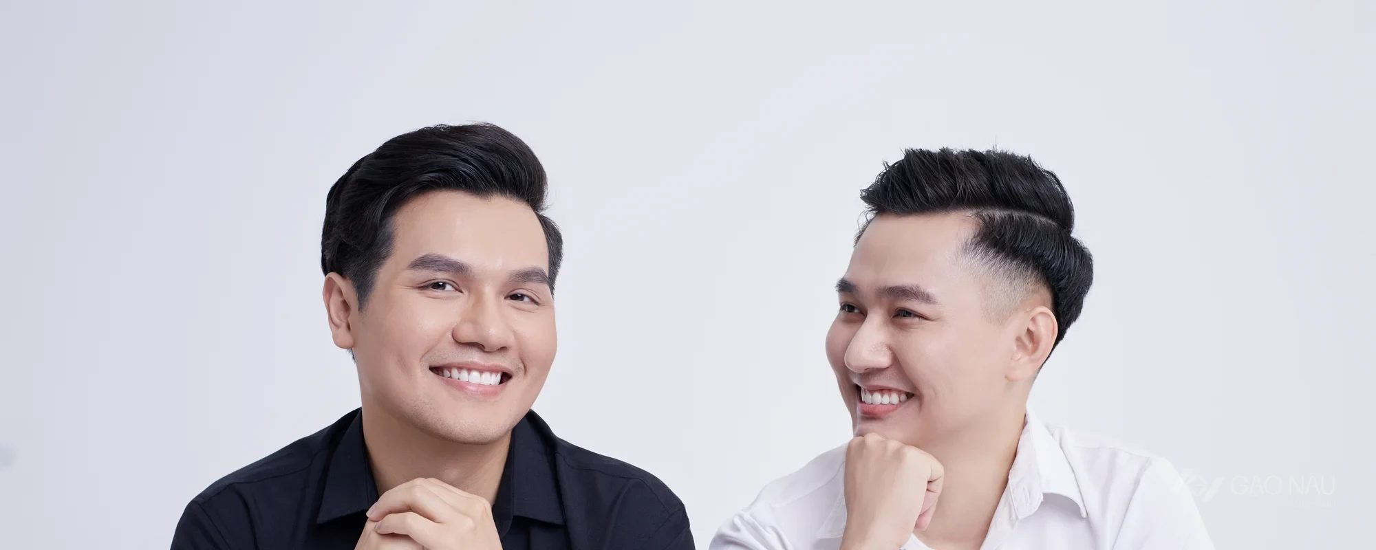 Nhà Có Hai Người