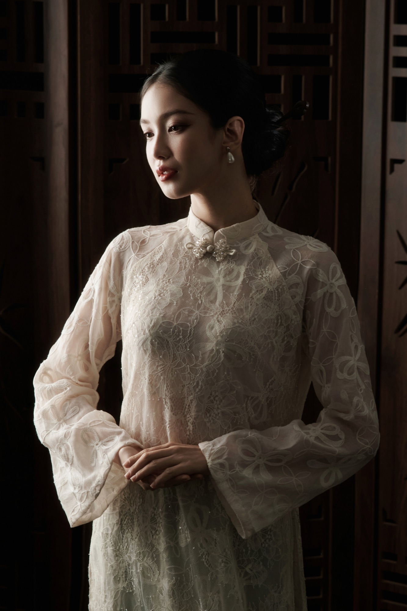 "Áo dài ánh trăng" — Khi áo dài Việt gặp ánh sáng đêm tối — ảnh 8