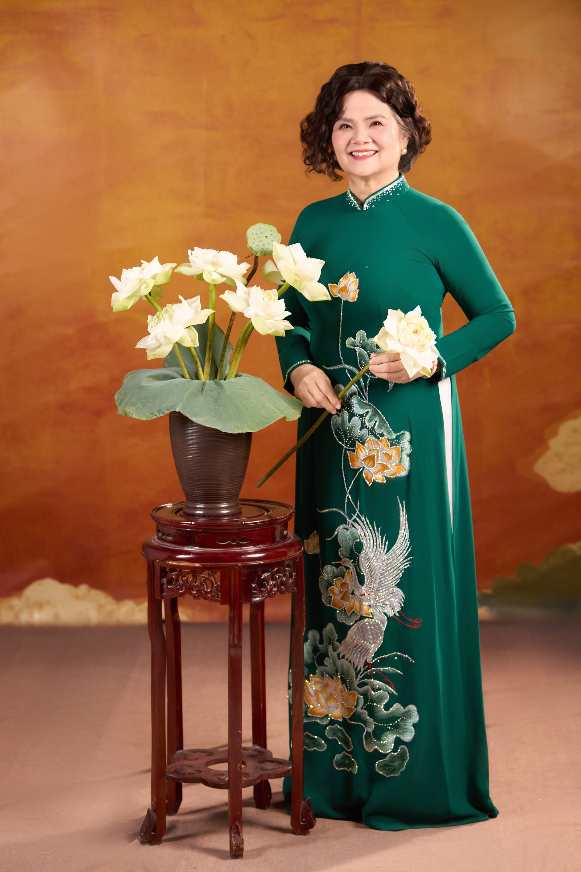 Bảy mươi, vẫn chọn vui 9