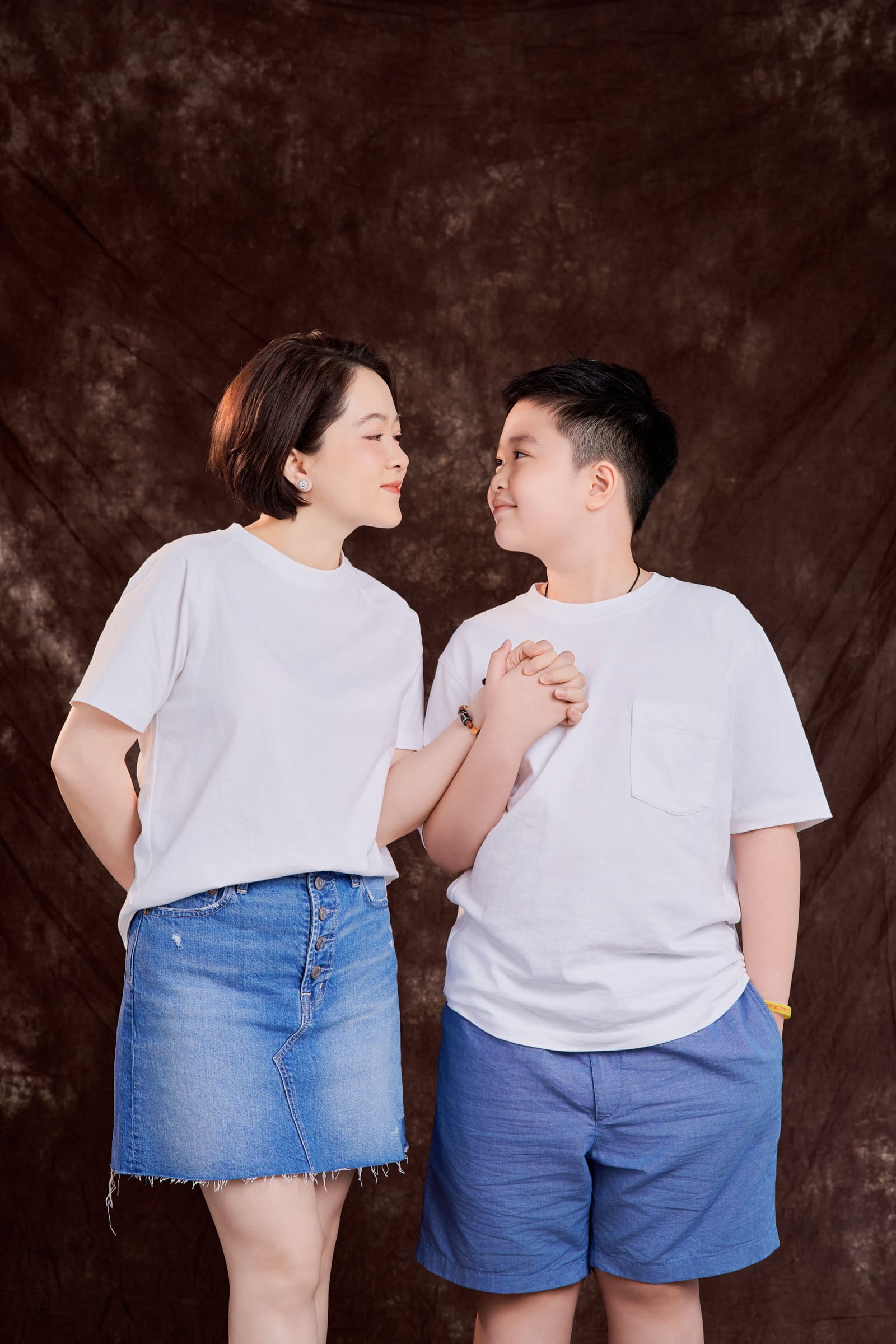 Con mười một tuổi, mẹ bắt đầu lại 11