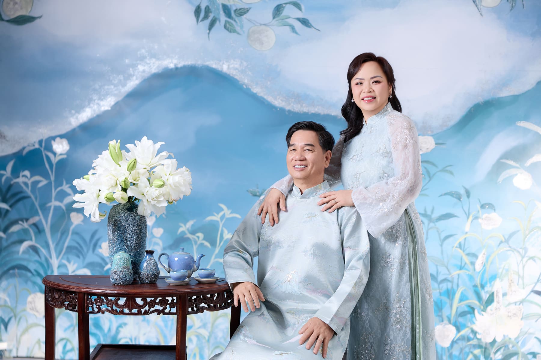 Gần ba mươi lăm năm, vẫn còn tiếng cười 16
