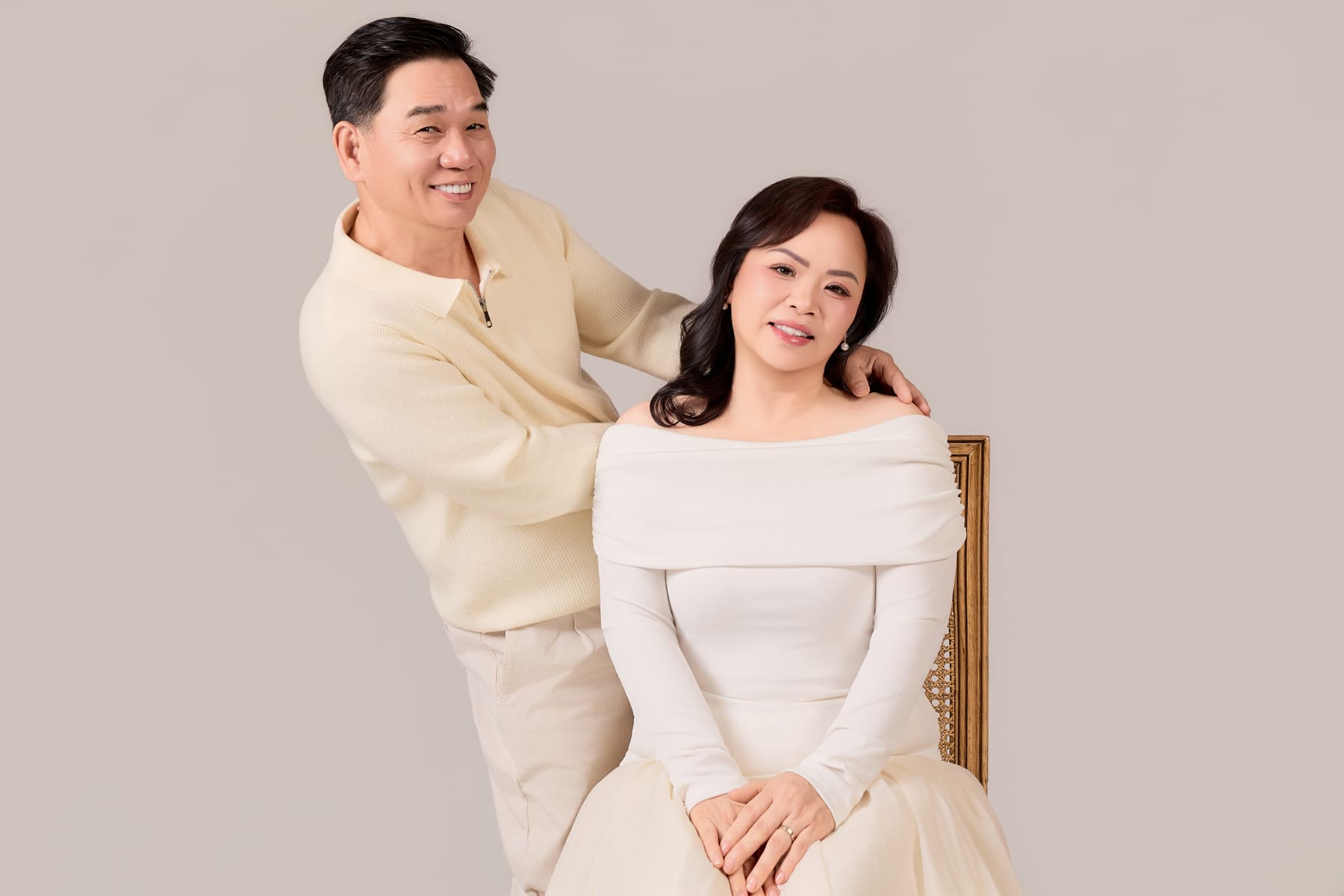 Gần ba mươi lăm năm, vẫn còn tiếng cười 22