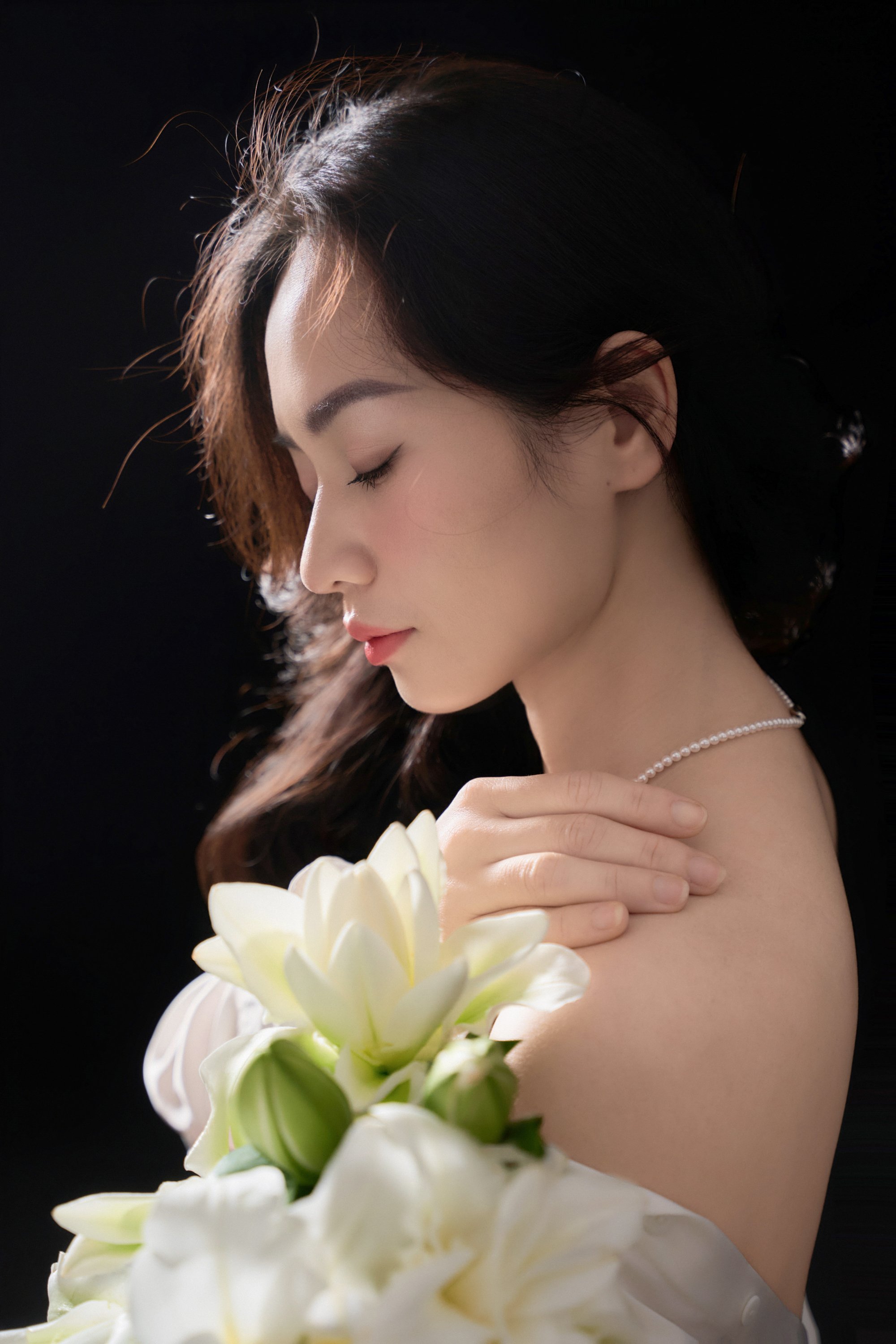Hai cô con gái và một đời mẹ mãi vương 14
