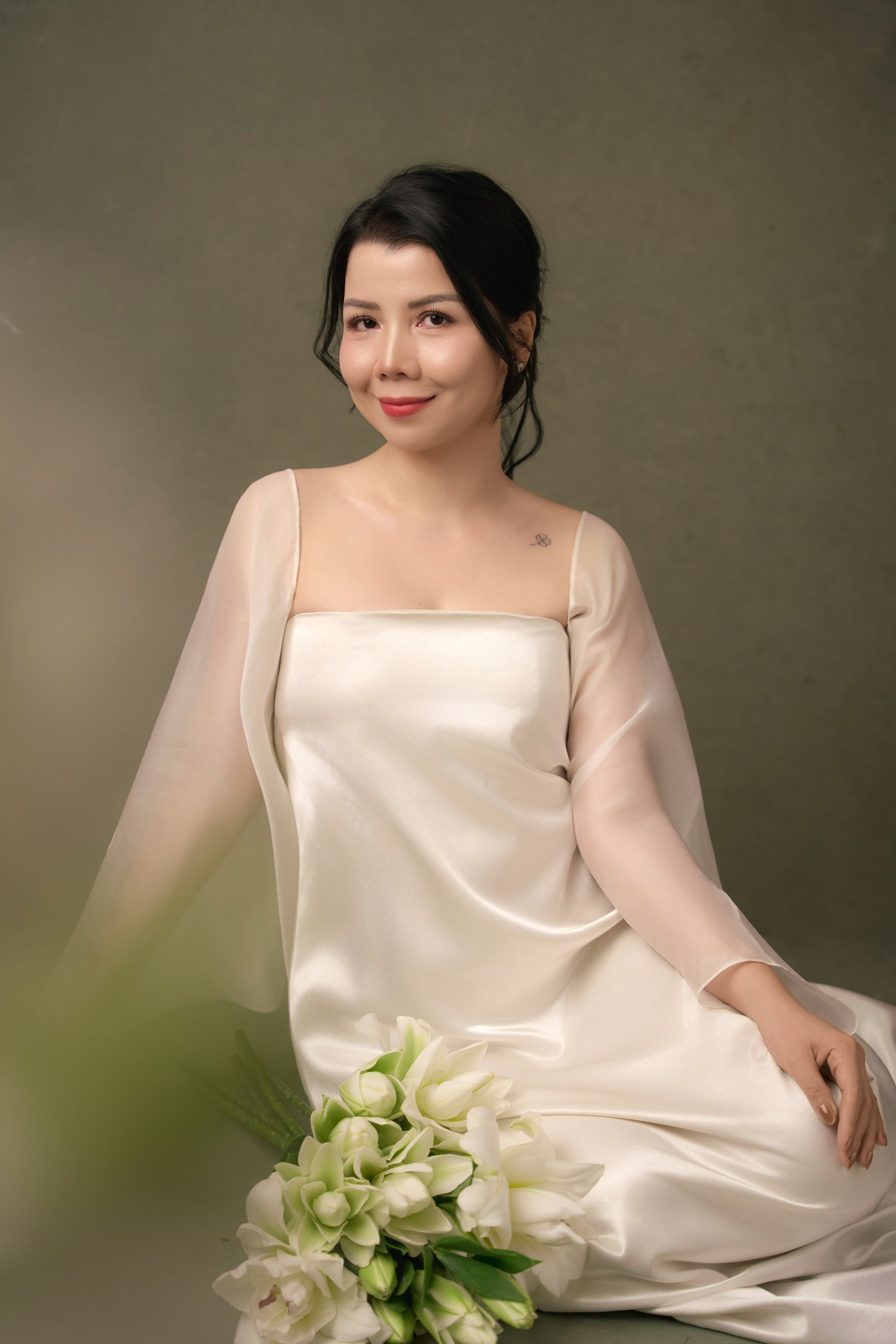Khi con lớn, mẹ nhớ ra mình yêu hoa 7