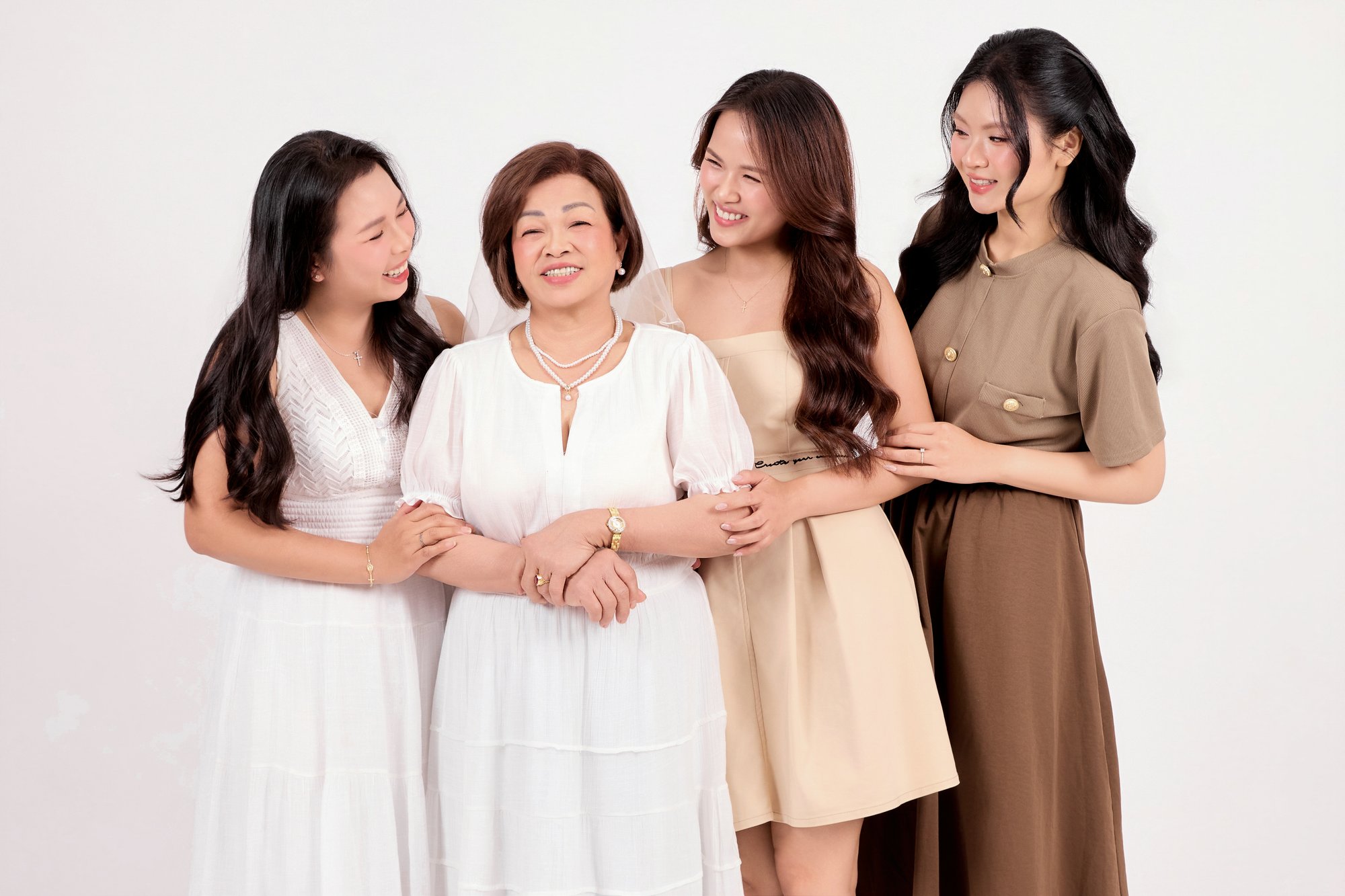 Khi tình thương đứng bên cạnh tình thương 11