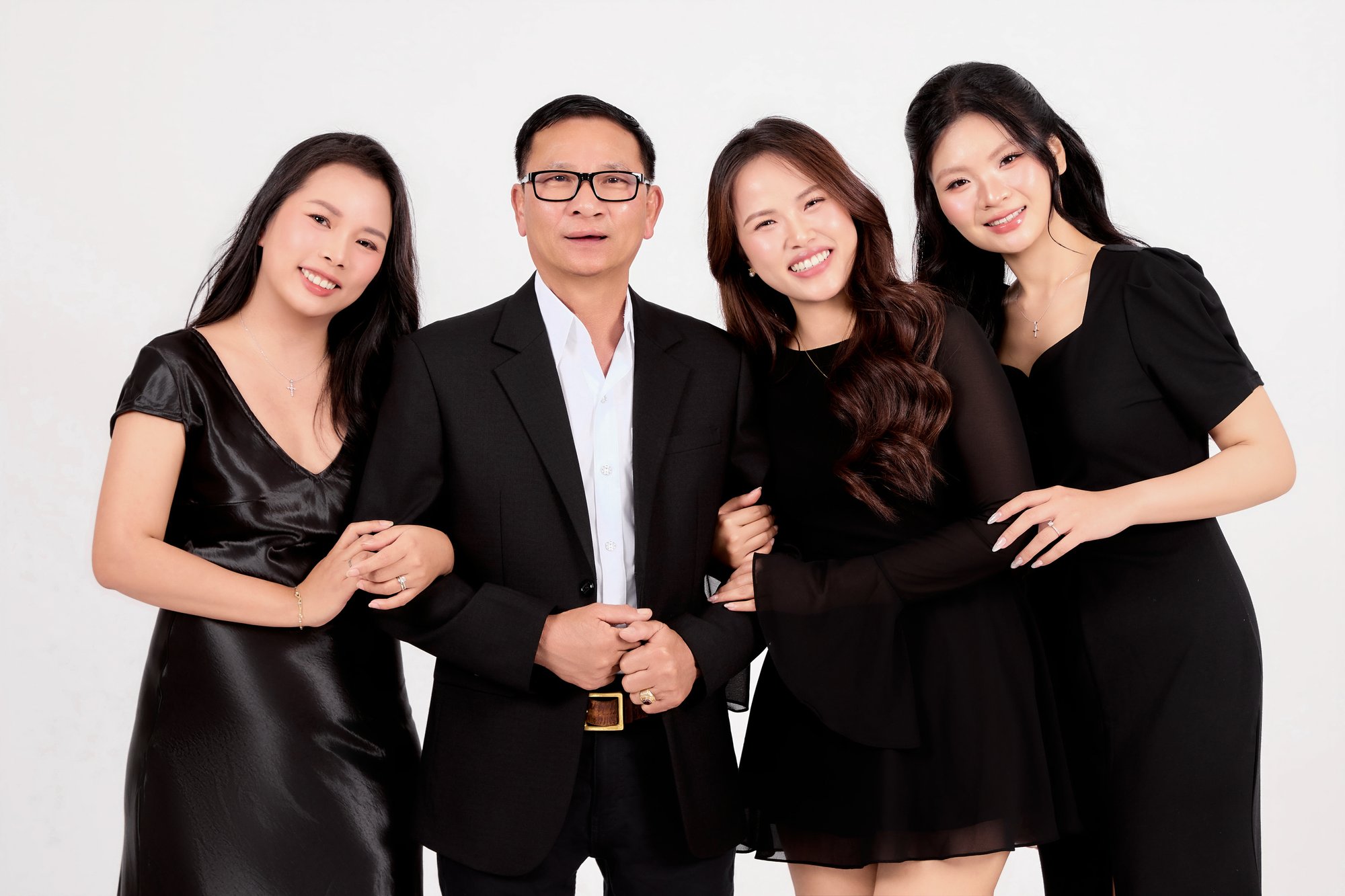 Khi tình thương đứng bên cạnh tình thương 23