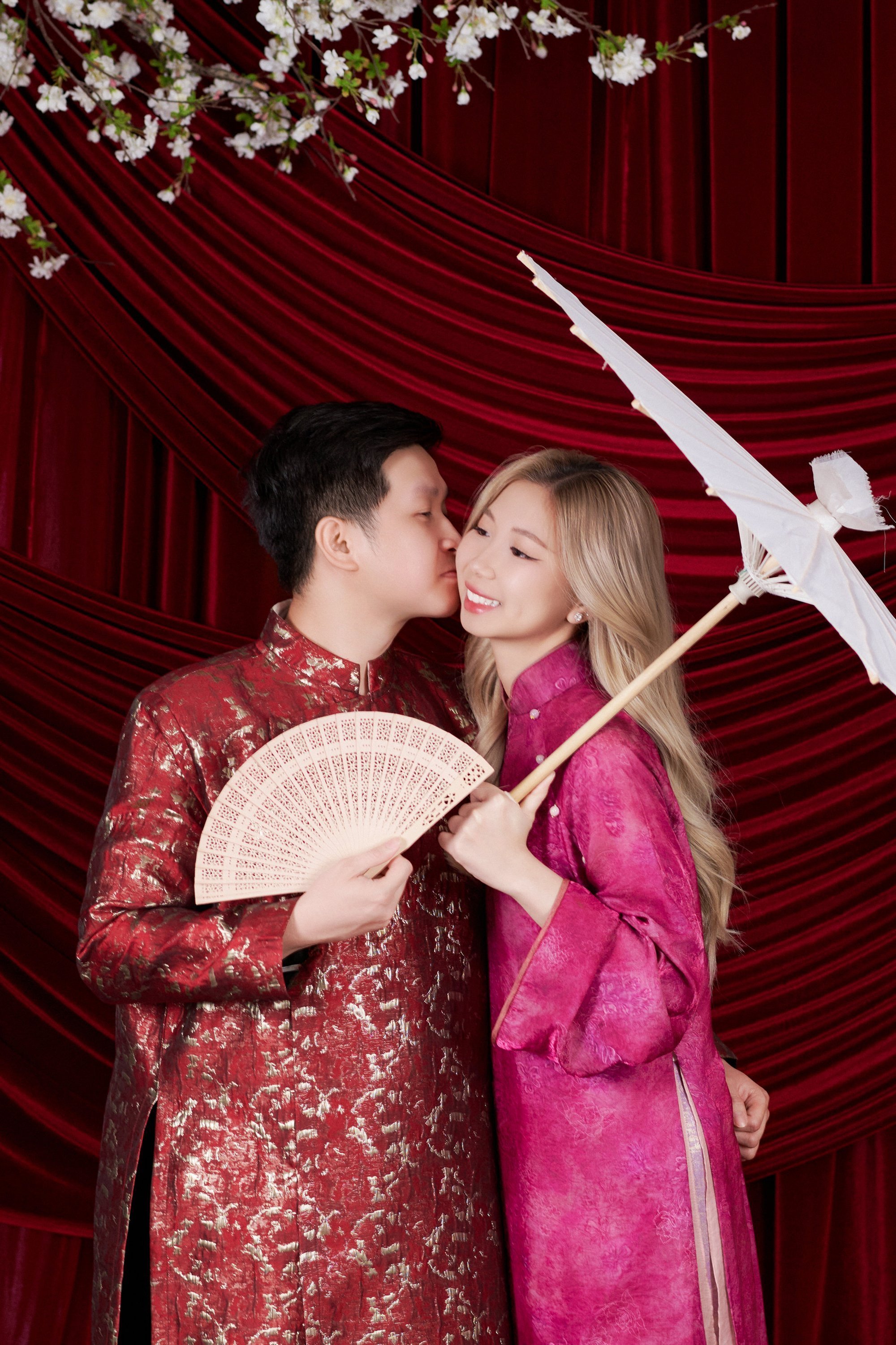 Một chuyến về, hai người cùng ở lại 5