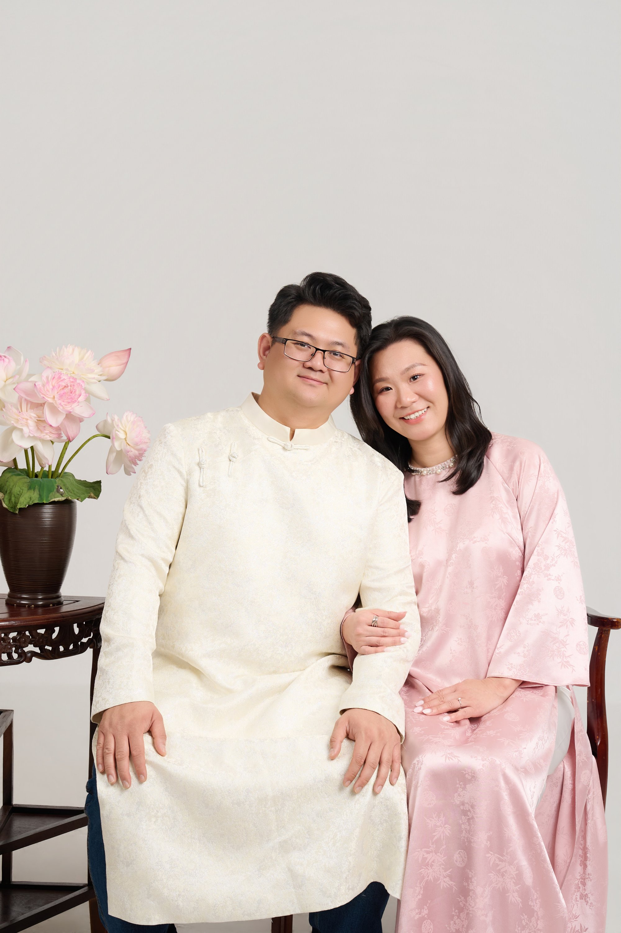 Bên kia là đại dương, bên này là ba mẹ 12