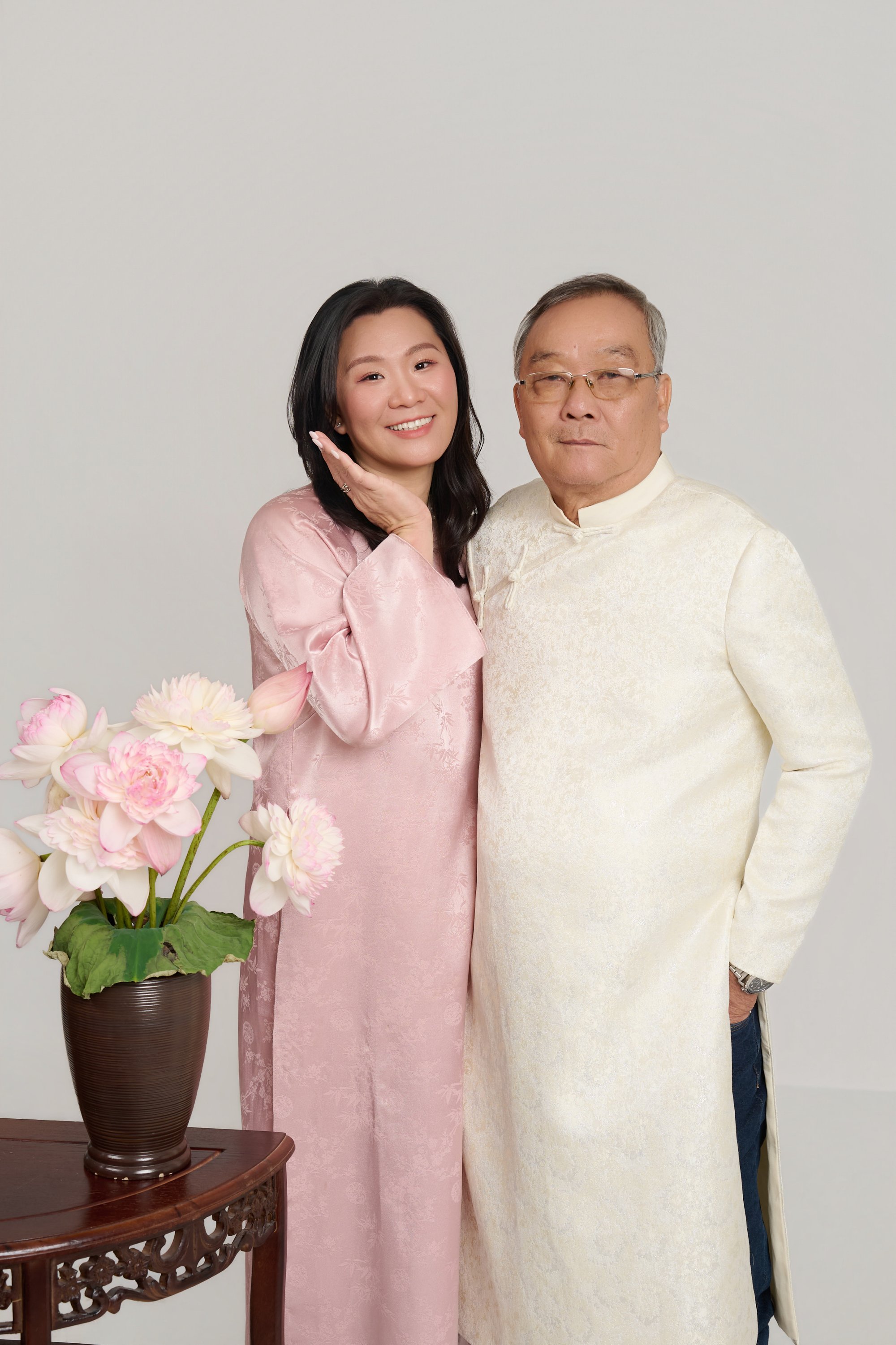 Bên kia là đại dương, bên này là ba mẹ 18