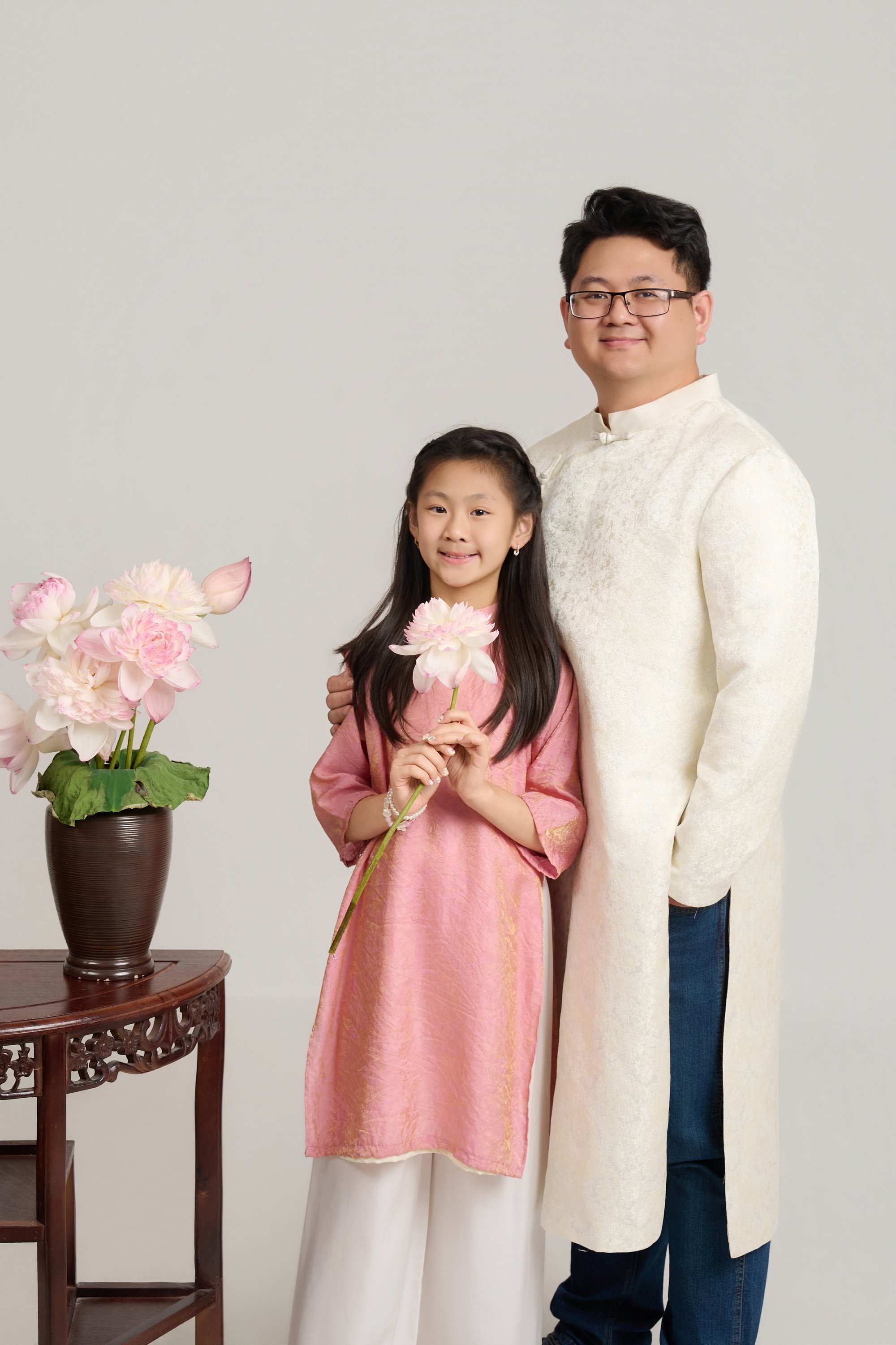 Bên kia là đại dương, bên này là ba mẹ 19