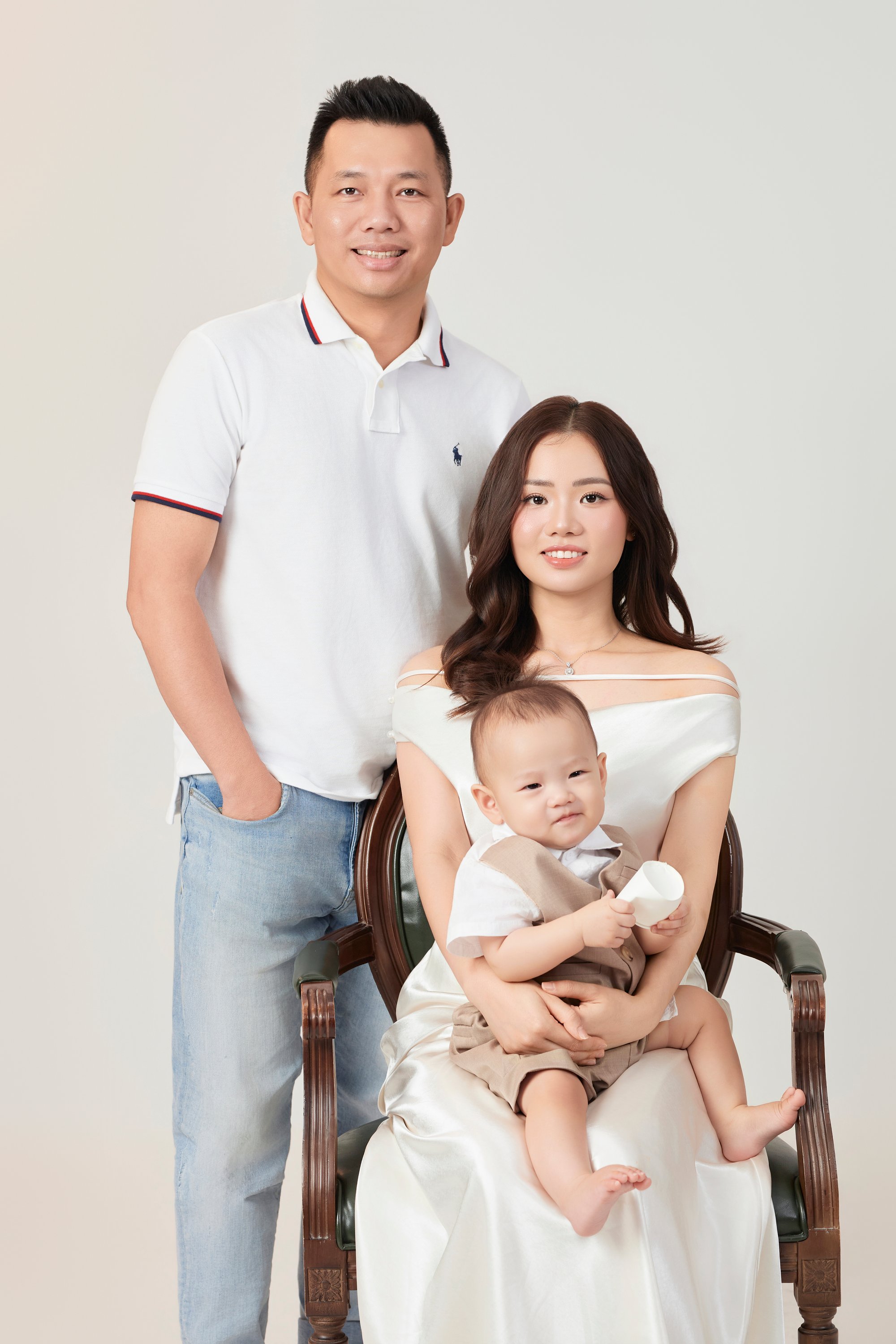 Mùi sữa trên vai áo 10